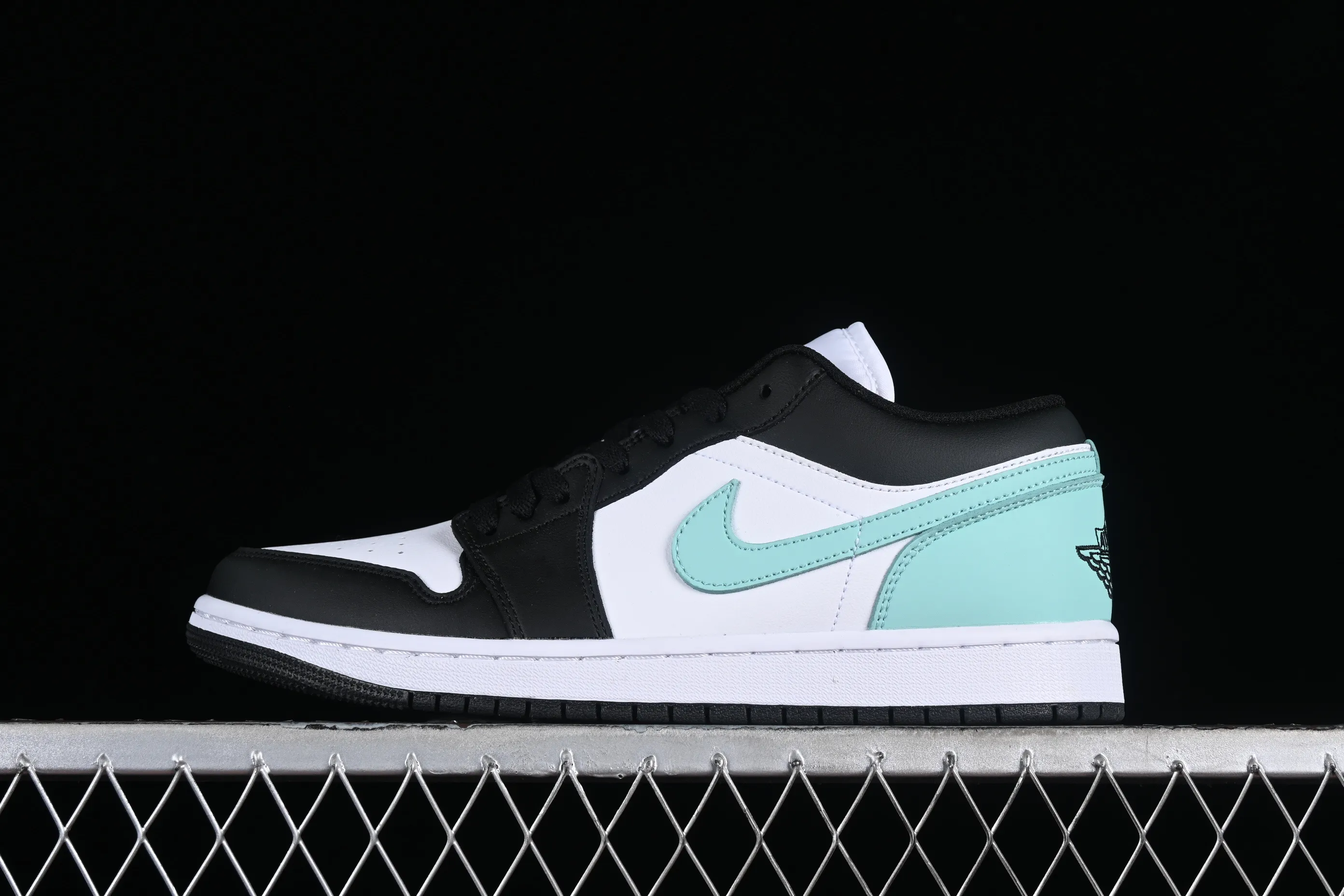 All categories Air Jordan Jordan series basketball shoes Air Jordan 1 Low Air Jordan 1 Low AJ1 Joe 1 mint black green low-top cultural basketball shoes 553558-131